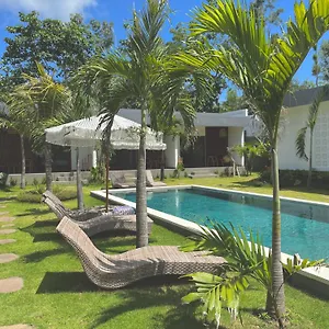 Hotel Tropical Almond, Uluwatu